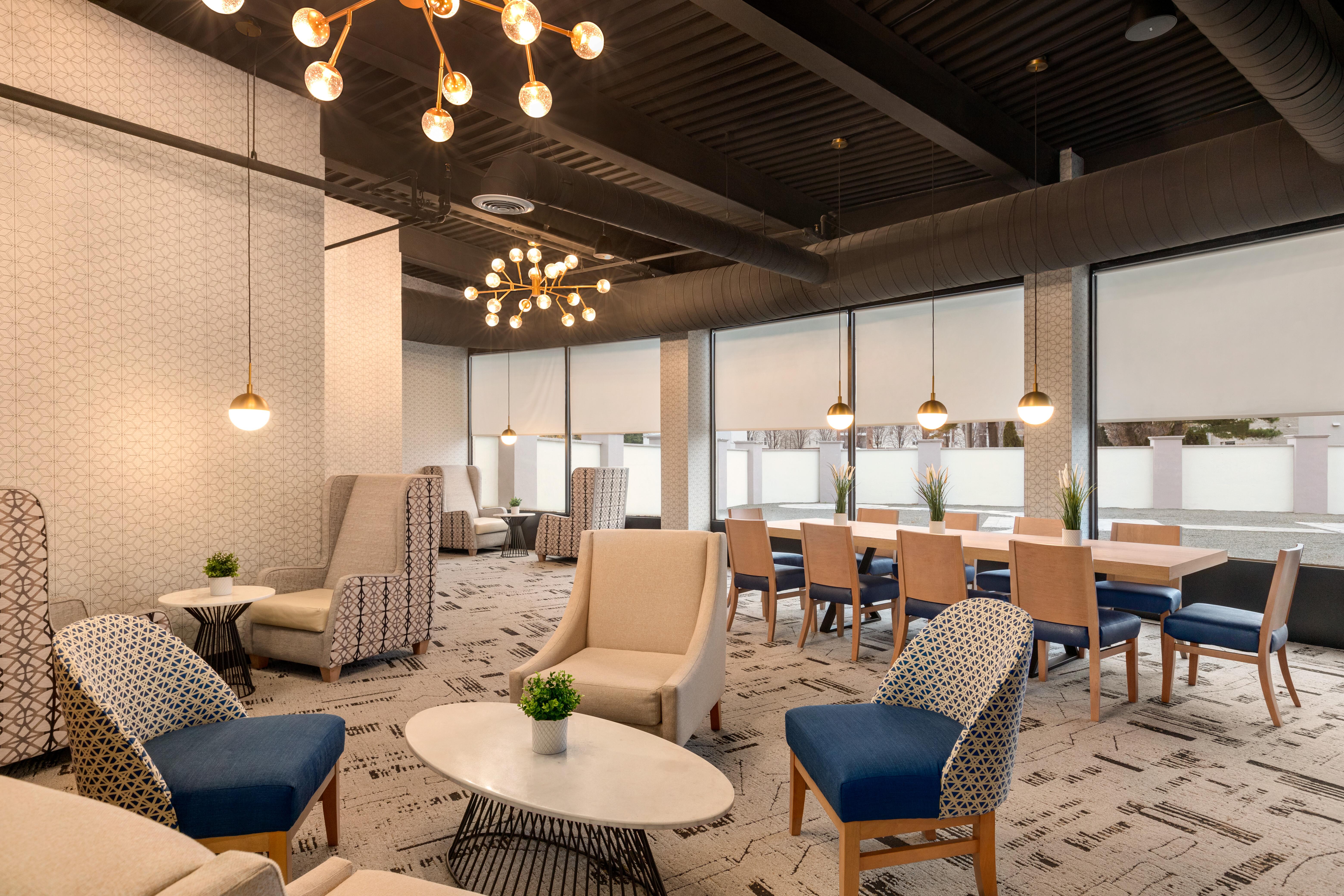Hotel Arpt-stadium Area By Ihg