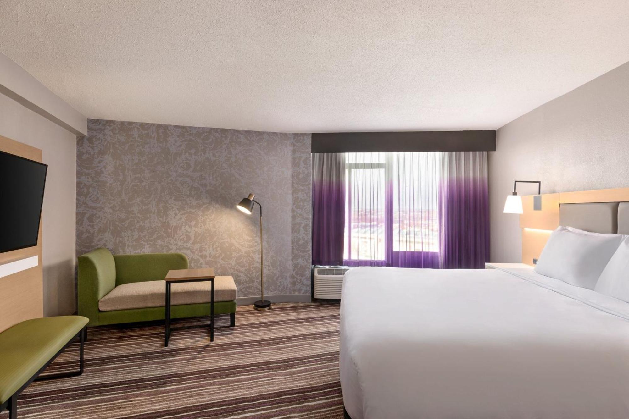 Arpt-stadium Area By Ihg 3*