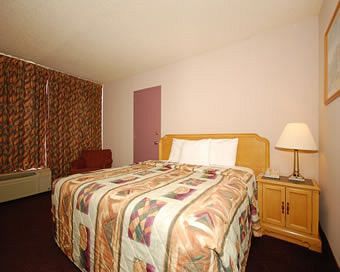 Arpt-stadium Area By Ihg Hotel 3*